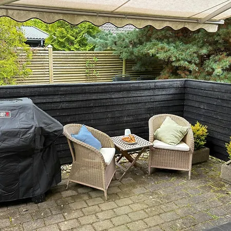 Vakantiehuis Classic Wooden House With Private Garden Near Sea Gilleleje